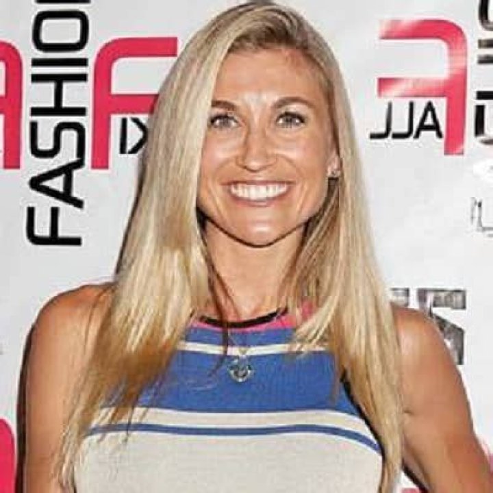 Lindsay Clubine Biography, Age, Height, Husband, Net Worth, Family